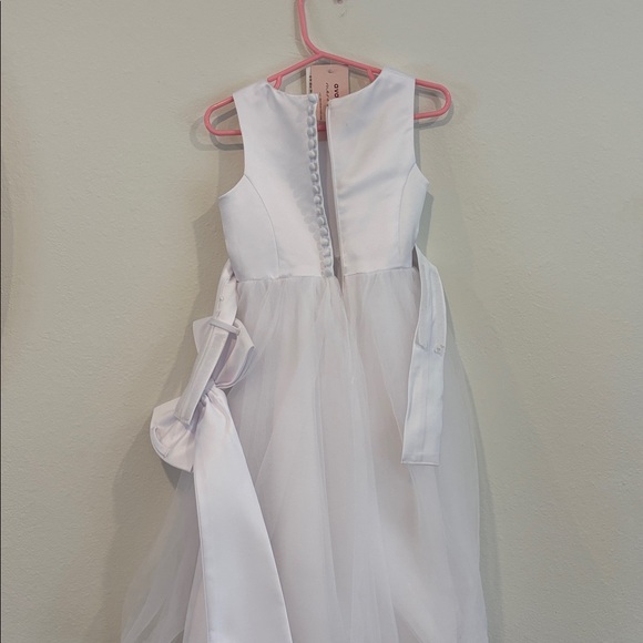 David’s Bridal Satin Flower Girl Dress with Tulle Skirt. Size 3T. Style# S1038 - Picture 6 of 13